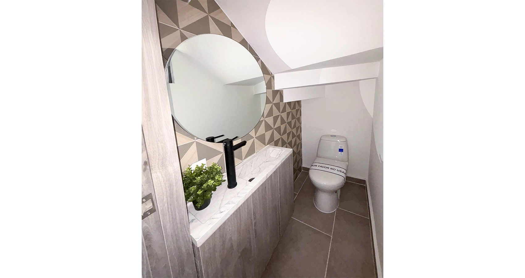 Apartamento modelo baño del proyecto Bosques Bio