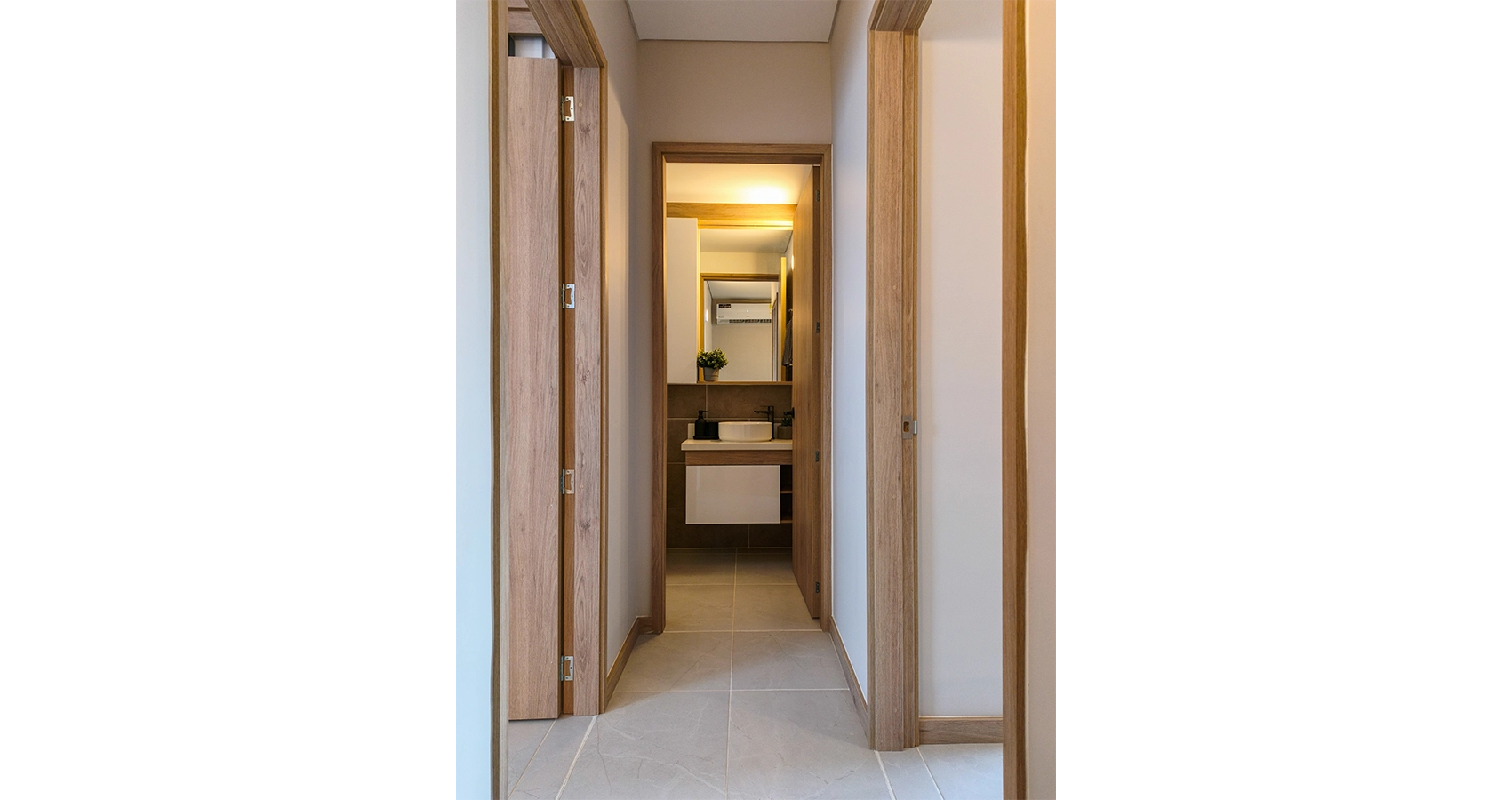 Claro verde apto modelo - pasillo