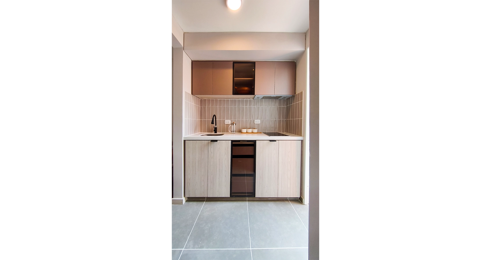 Cocina del apartamento modelo del proyecto Claro Verde