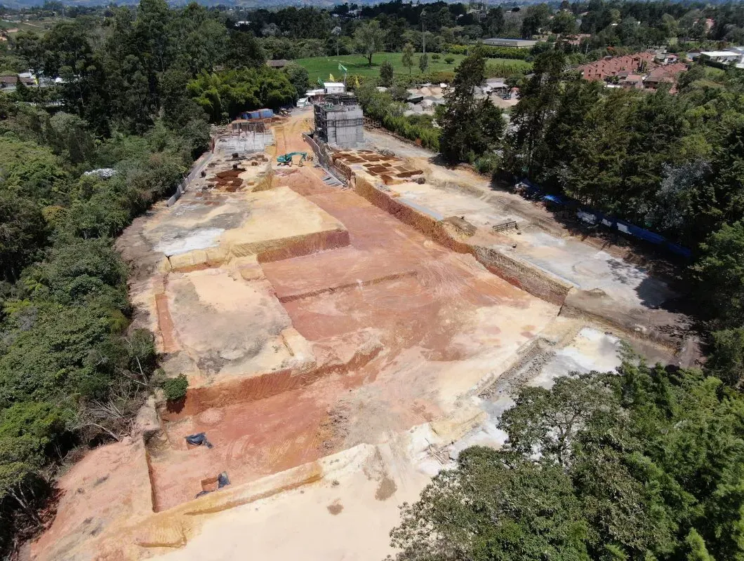 Avance de obra constructora bolívar 