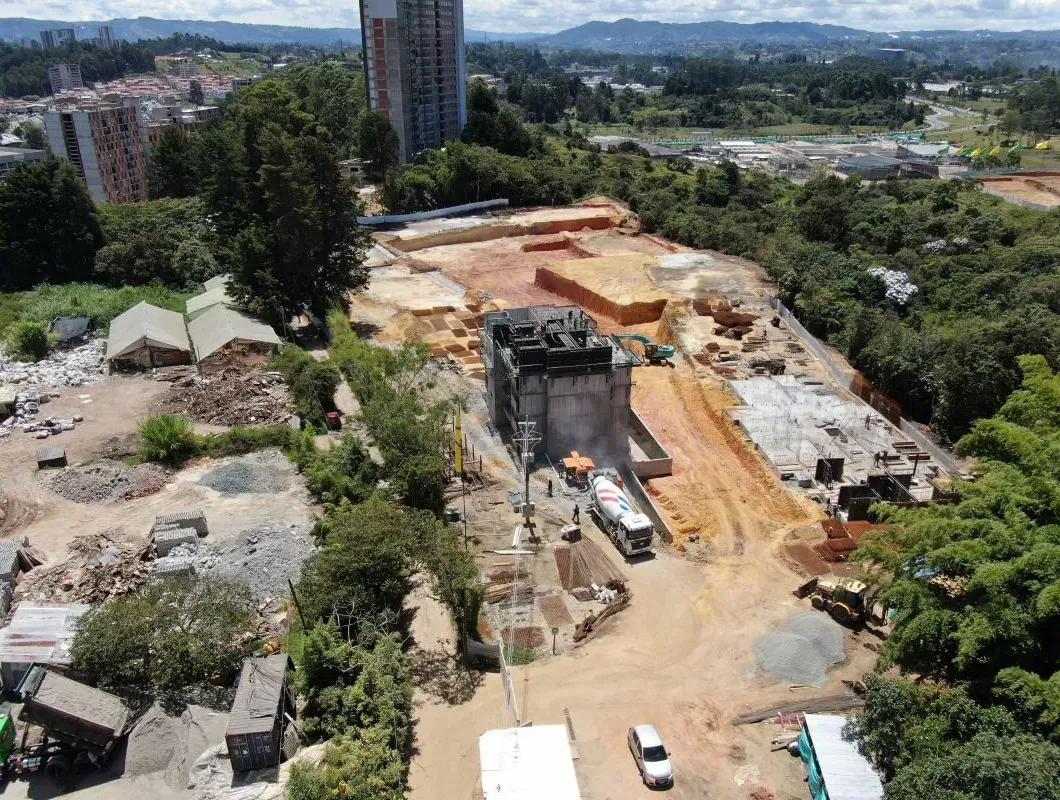 Avance de obra constructora bolívar 