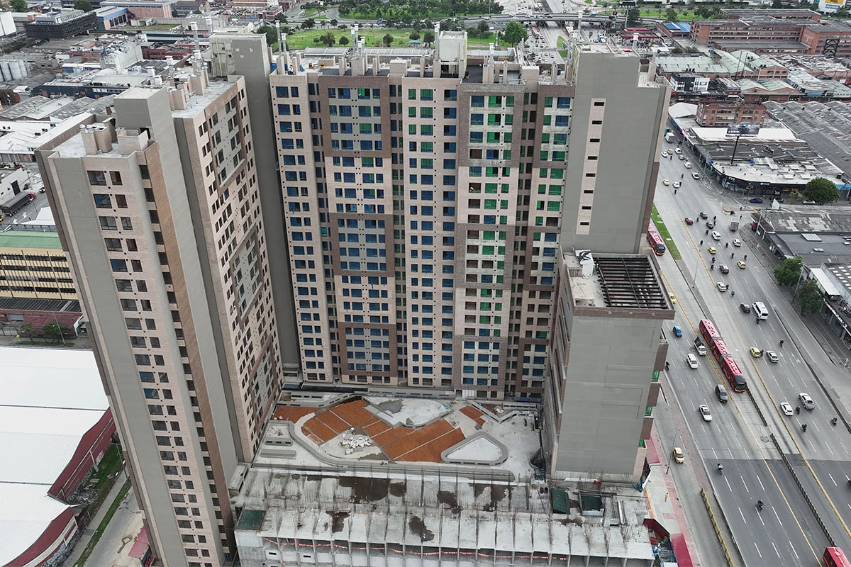 Foto del proyecto Urbana 30 en avance de obra agosto de 2025