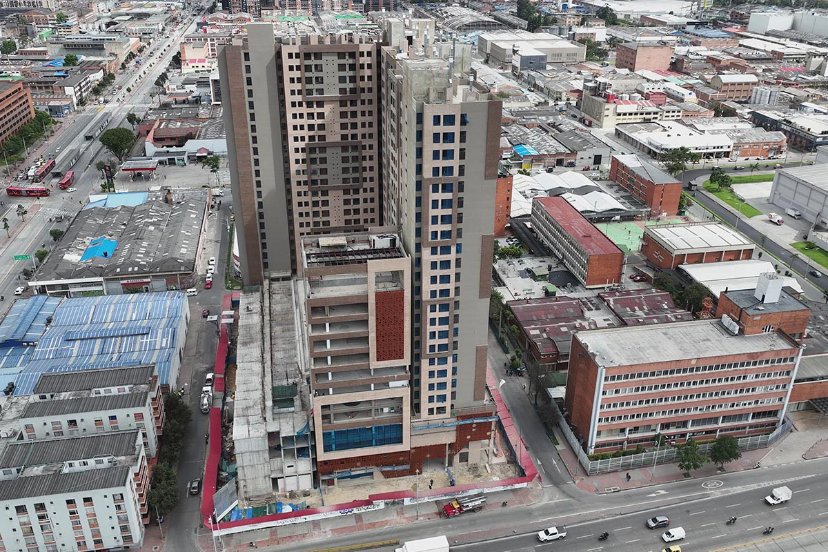 Foto del proyecto Urbana 30 en avance de obra julio de 2025