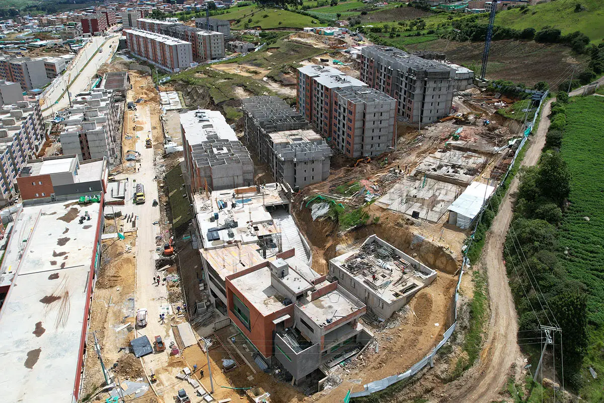 Foto del proyecto Las Violetas en avance de obra junio de 2025