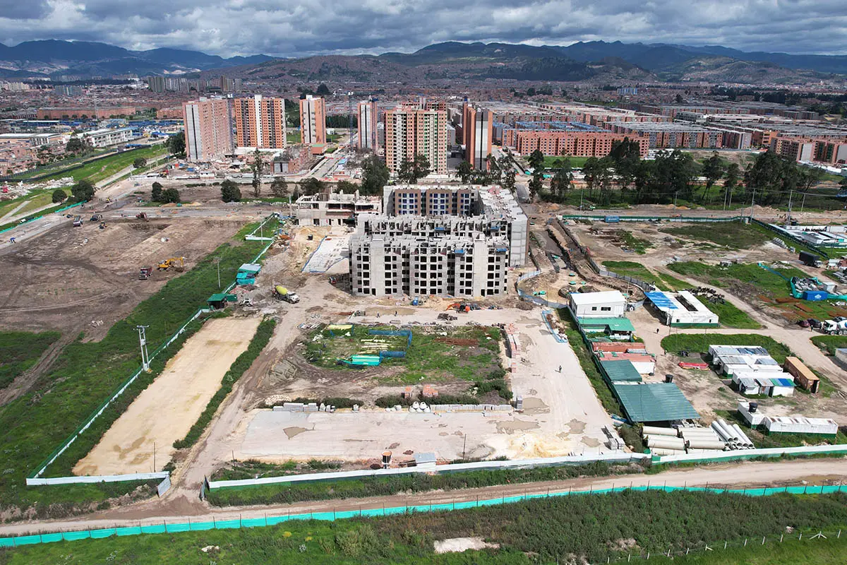 Foto del proyecto Rosa Amatista en avance de obra junio de 2025