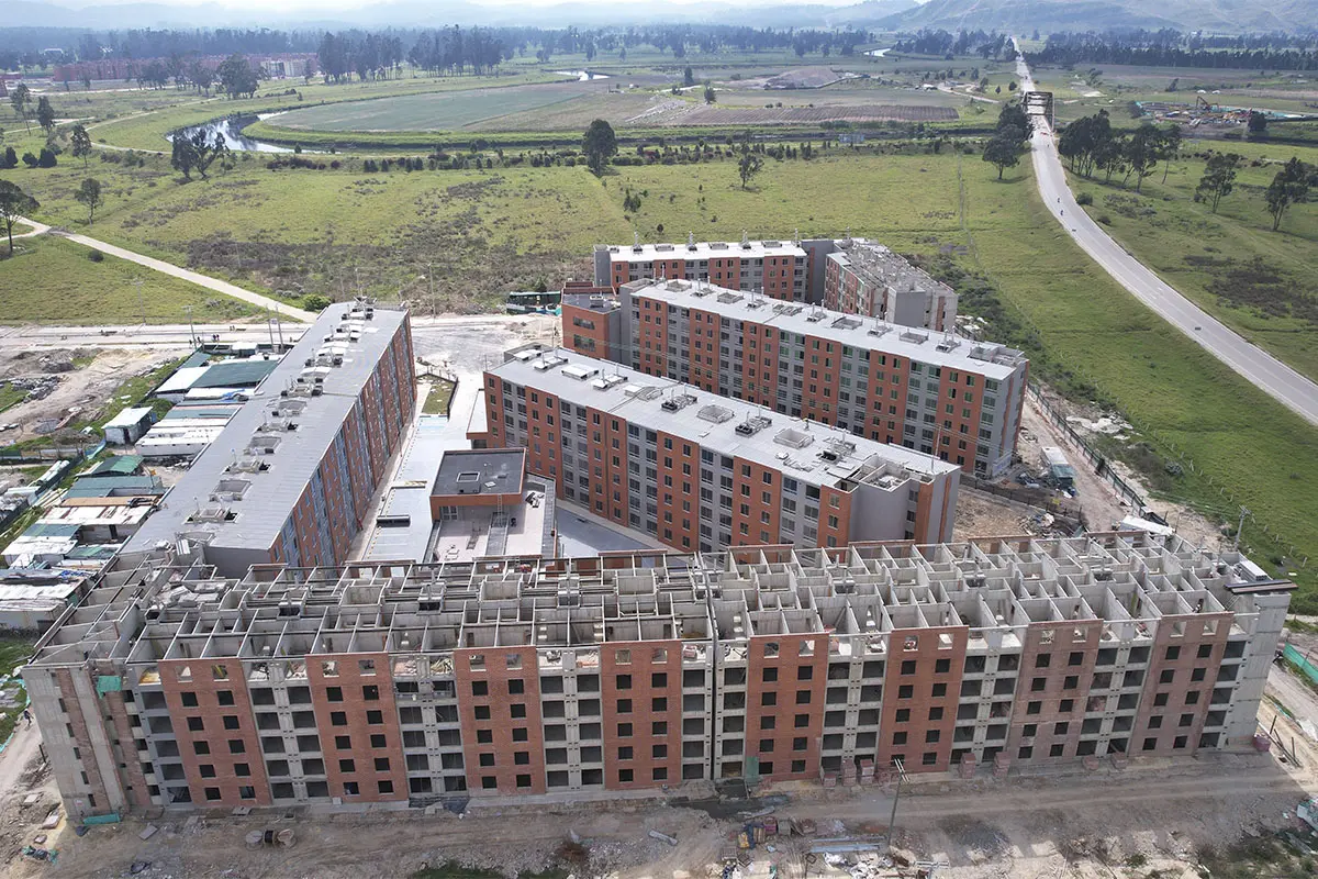 Foto del proyecto Rosa Turquesa en avance de obra octubre de 2025