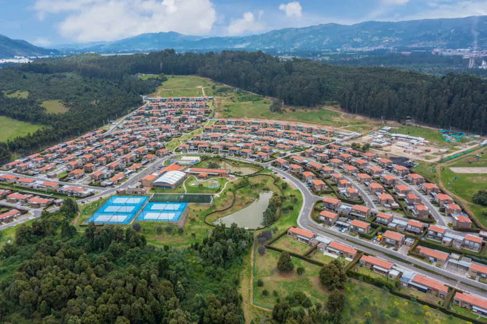 Foto del proyecto Entrelomas en avance de obra septiembre de 2025