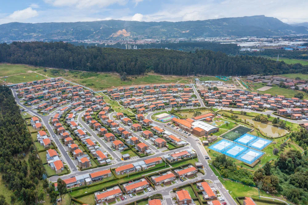 Foto del proyecto Entrelomas en avance de obra septiembre de 2025
