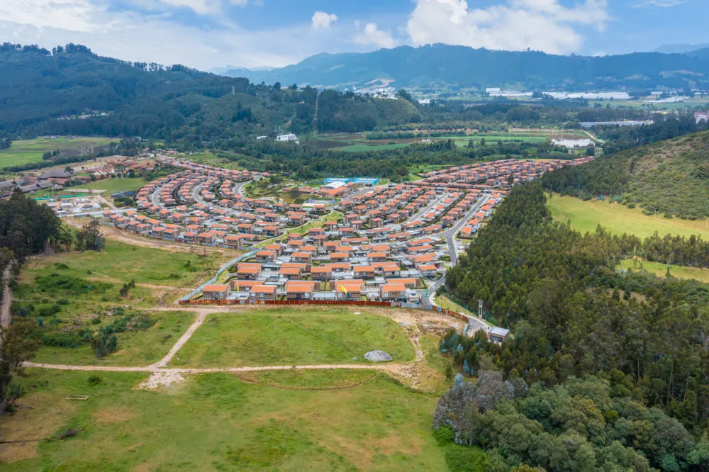 Foto del proyecto Entrelomas en avance de obra septiembre de 2025