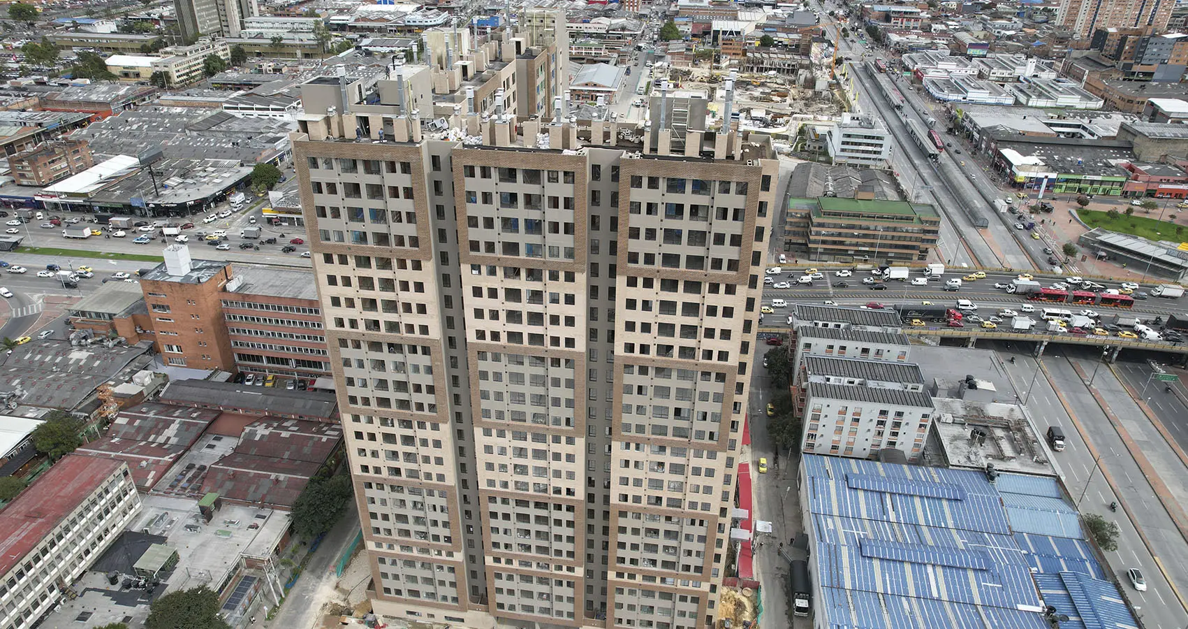 Foto del proyecto Urbana 30 en avance de obra octubre de 2025