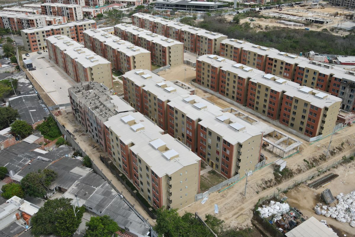 Avance de obra constructora Bolívar